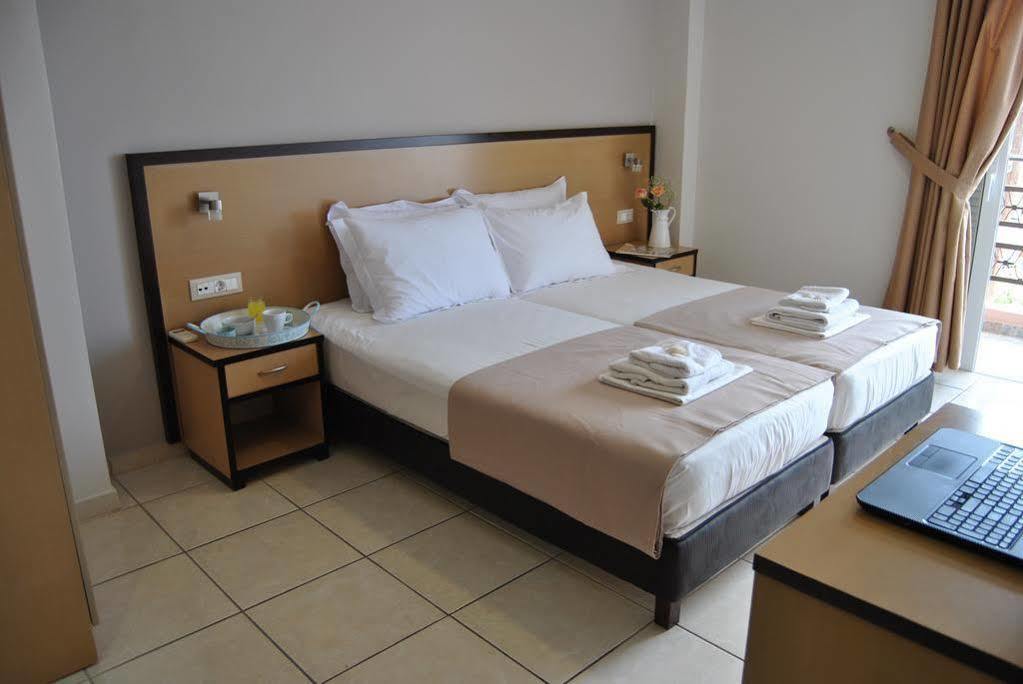 Theofilos City Hotel Hanya Dış mekan fotoğraf